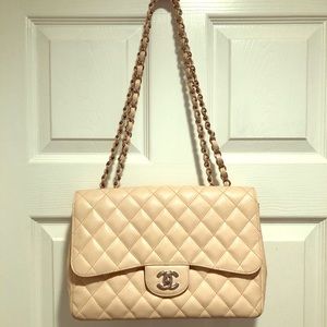 Chanel Classic Jumbo Single Flap Bag